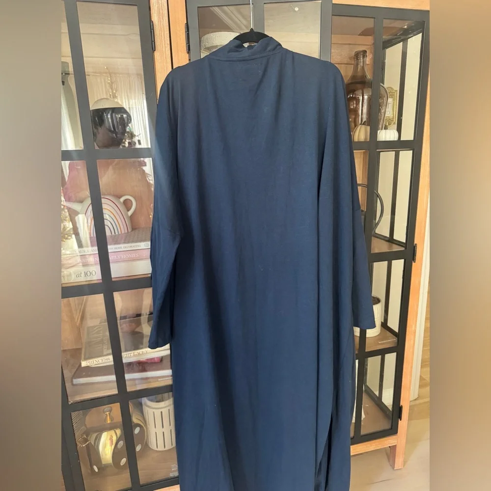 Petite Plume Long Open-Front Robe - Picture 4 of 7